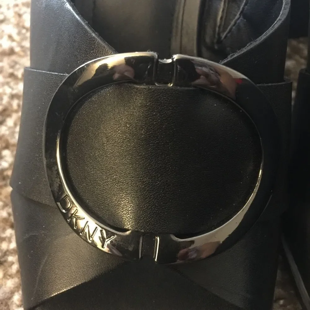 DKNY Block Heel Sandals, Size 7.5, Black - Picture 7 of 11